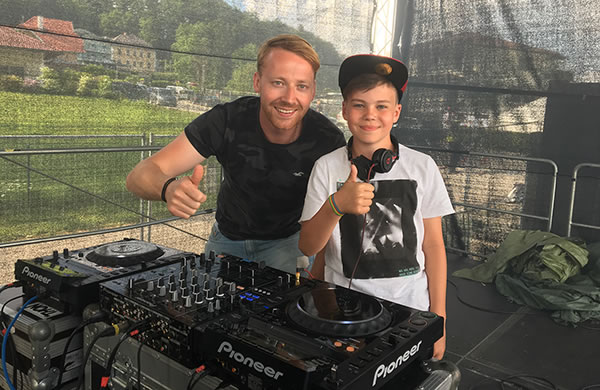 DJ Armada